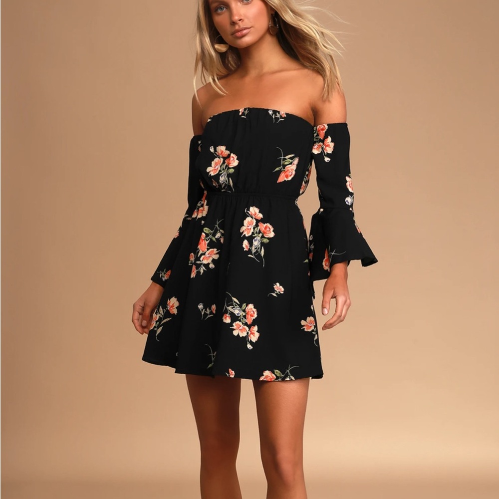 Lulu’s Lush Gardens Black Floral Print Off-The-Shoulder Mini Dress